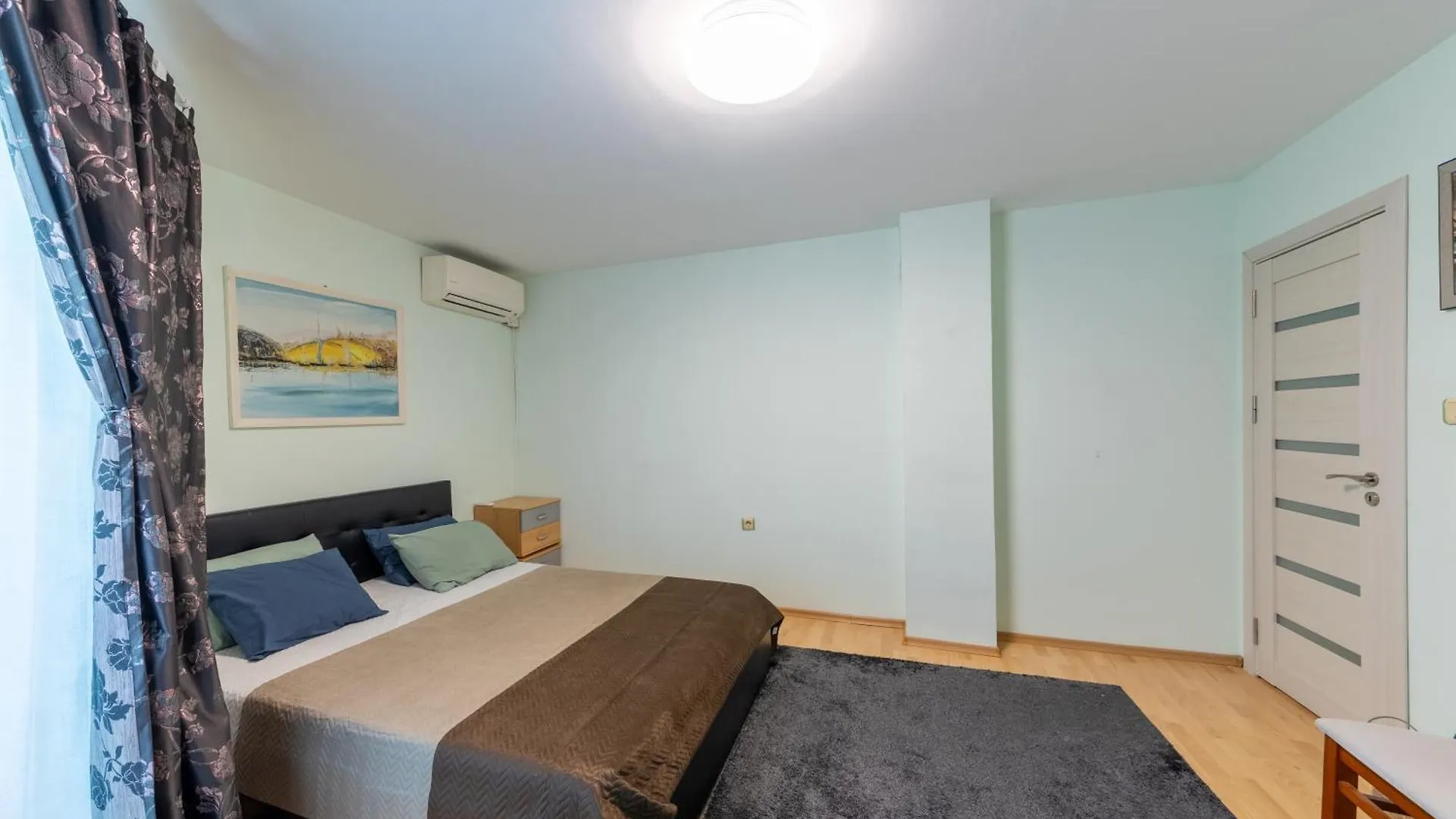 Central Oasis Apartment With 2 Bedrooms Warna 0*,  Bułgaria