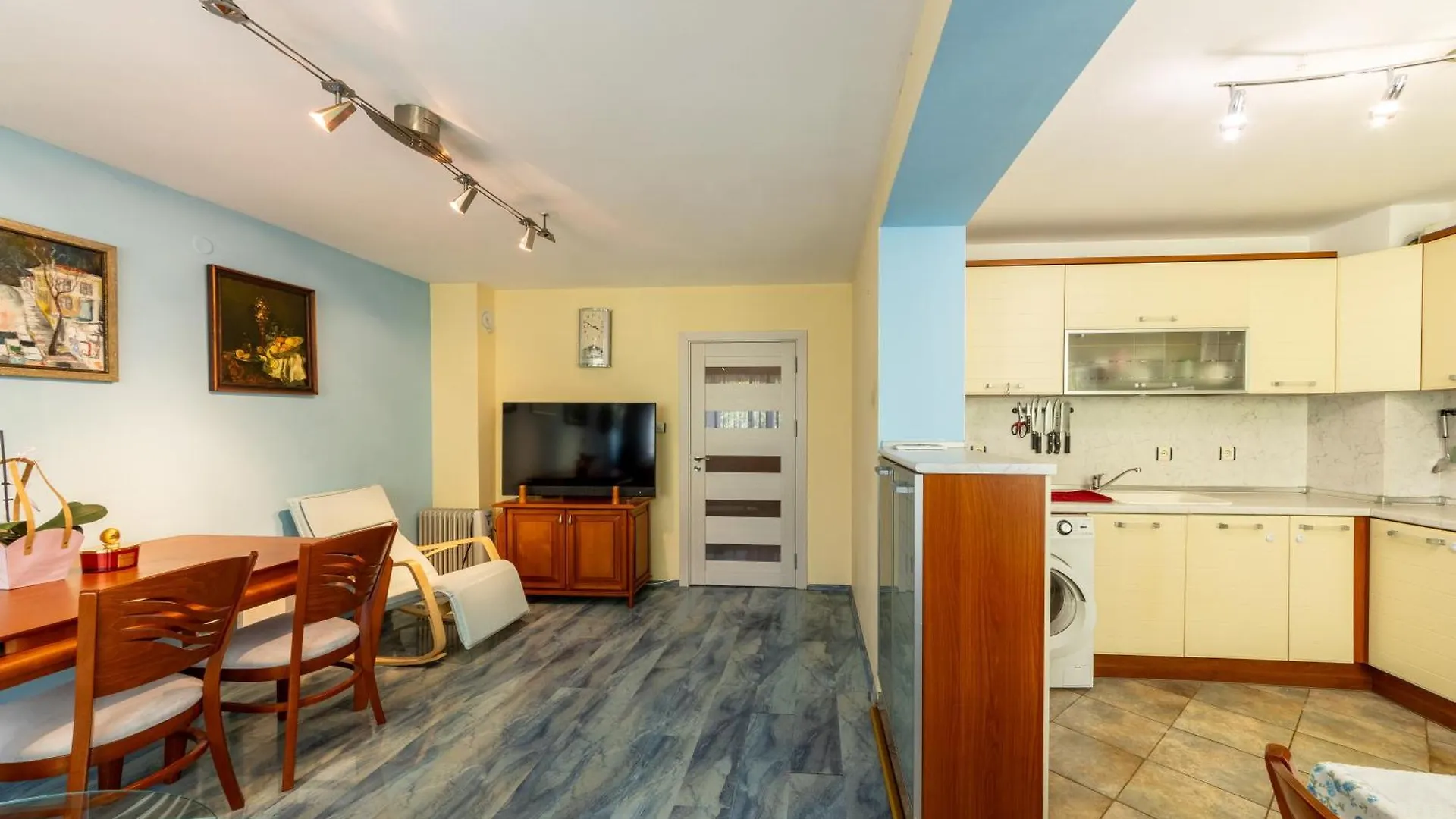 Central Oasis Apartment With 2 Bedrooms Warna Bułgaria